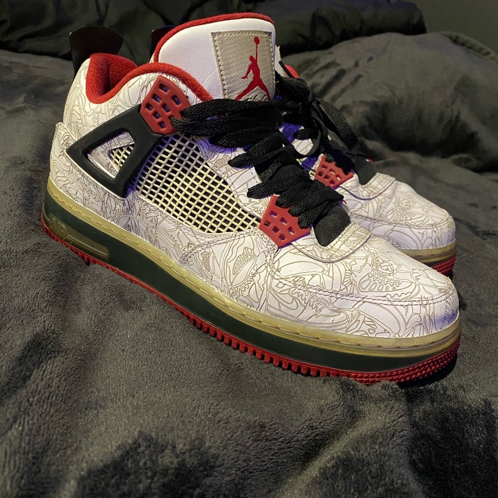Air Jordan 4